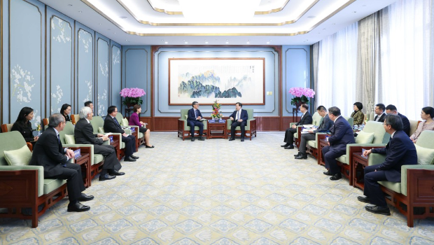 夏宝龙在北京会见香港科技大学校董会主席沈向洋、校长叶玉如一行 夏宝龙在北京会见香港科技大学校董会主席沈向洋、校长叶玉如一行