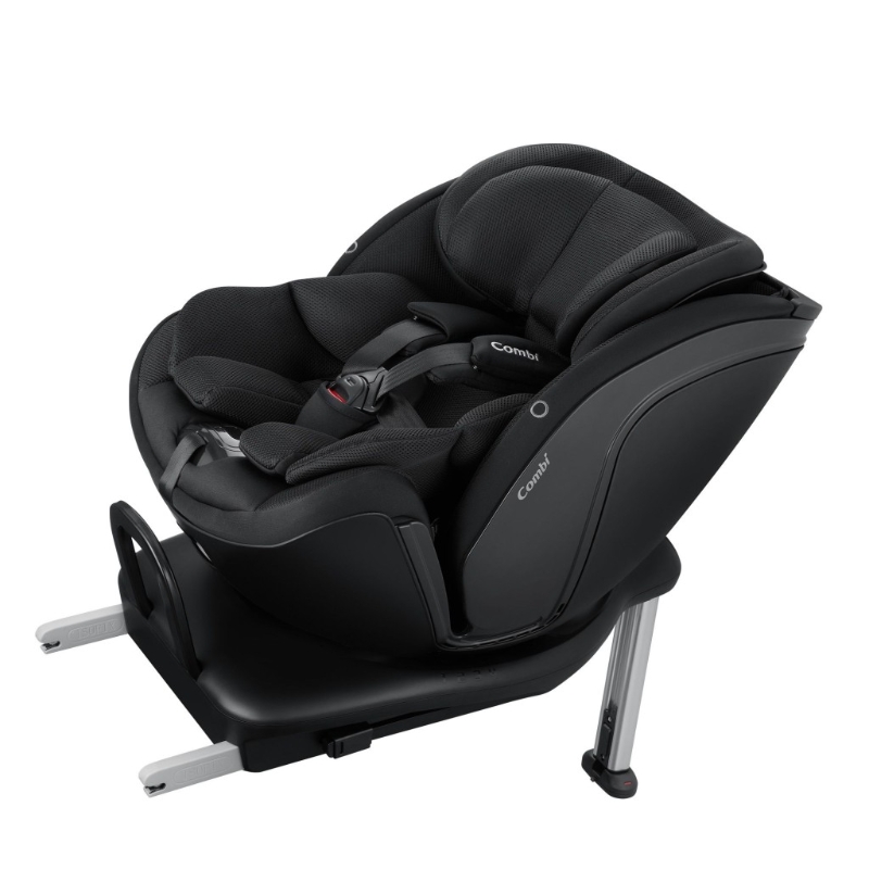 附两种座椅模型的设计,甚至有可调节头枕,以配合不同阶段的成长期使用。 附两种座椅模型的设计,甚至有可调节头枕,以配合不同阶段的成长期使用。