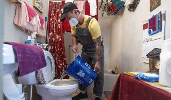 深圳女通马桶被收3000多元 深圳女通马桶被收3000多元