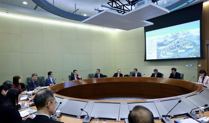 企业代表对河套香港园区的发展前景充满信心。 企业代表对河套香港园区的发展前景充满信心。