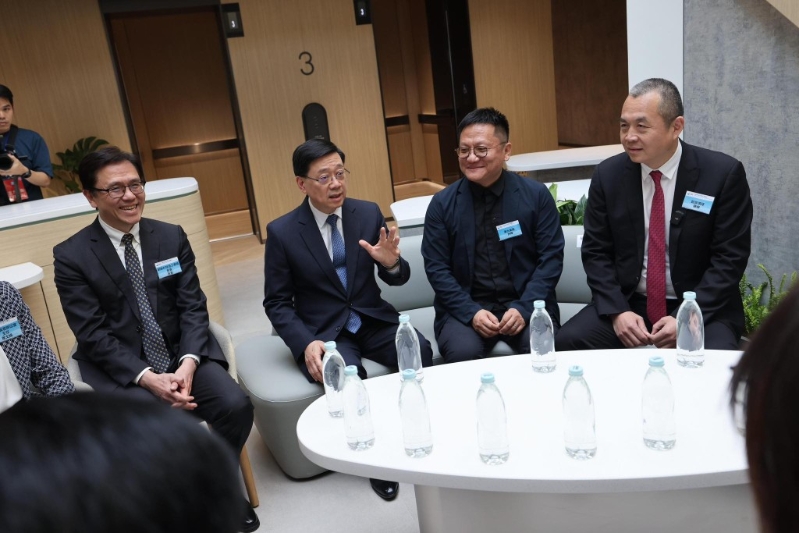 意向企业分别专注于医药、生命科学、锂资源开发、耳机声学研发及微电子业务。 意向企业分别专注于医药、生命科学、锂资源开发、耳机声学研发及微电子业务。