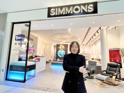 蓆梦思近日于启德零售馆开设新店。 蓆梦思近日于启德零售馆开设新店。