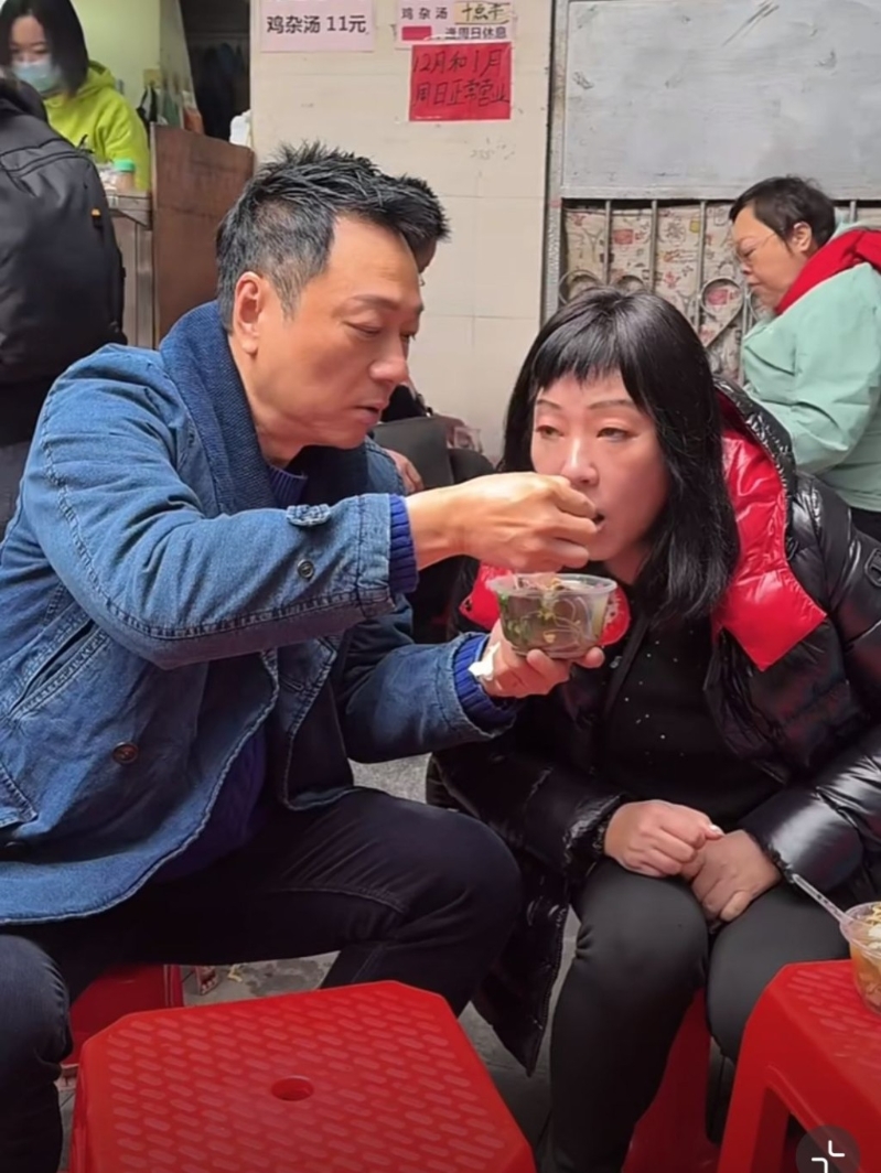 鸡杂猪红 鸡杂猪红