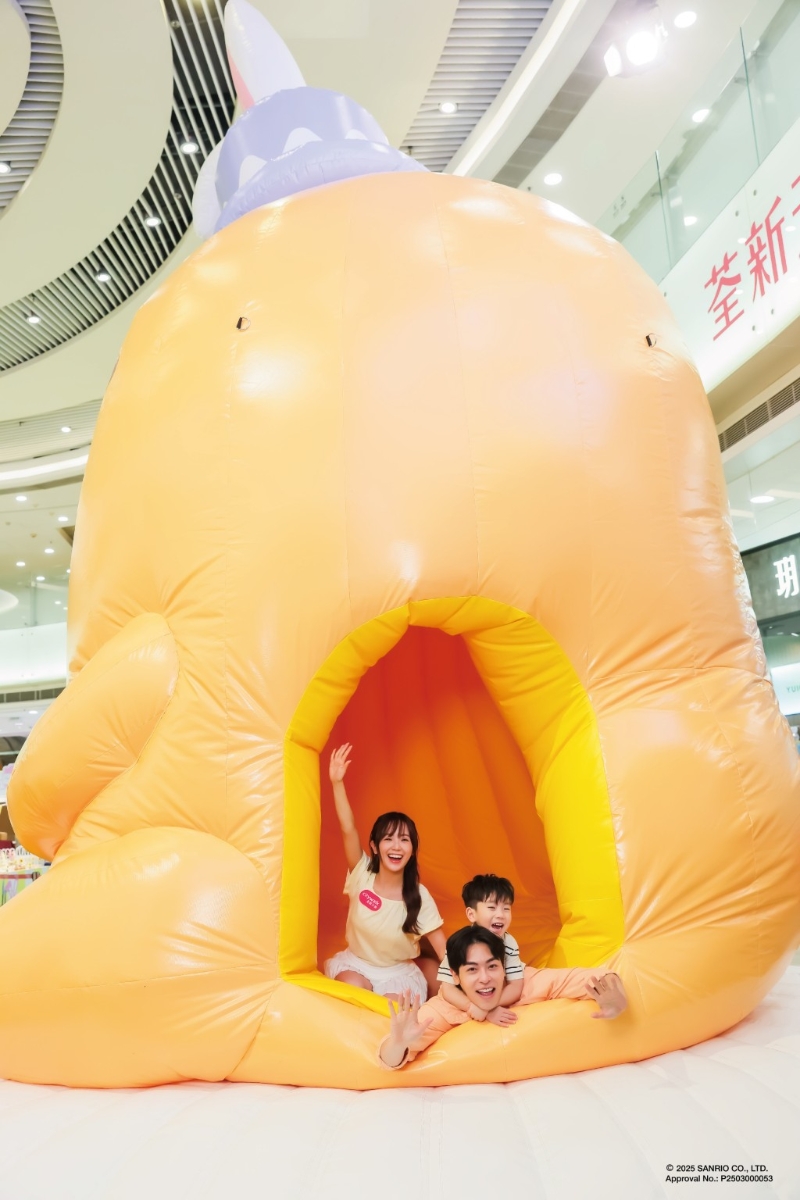 大家可走进7米高的巨型复活节派对造型GUDETAMA装置弹、弹、弹。(图片来源:荃新天地Citywalk) 大家可走进7米高的巨型复活节派对造型GUDETAMA装置弹、弹、弹。(图片来源:荃新天地Citywalk)