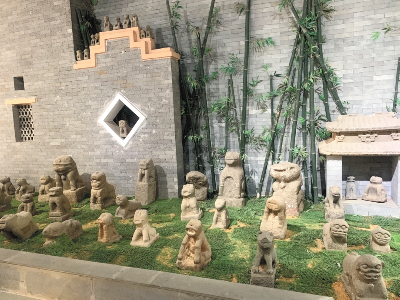 -雷州博物馆珍藏了上千只石狗