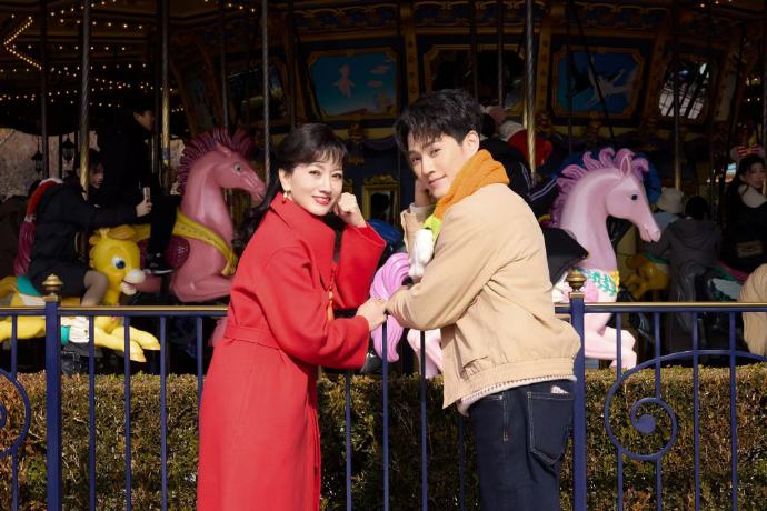 黄恺杰经常在网上分享母子合照。 黄恺杰经常在网上分享母子合照。