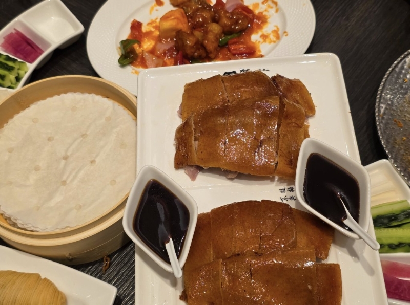 有网民发现美心贵价中菜厅北京楼,近日推出特价外卖救市 有网民发现美心贵价中菜厅北京楼,近日推出特价外卖救市