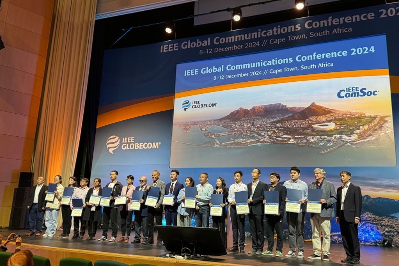 电机电子工程师学会全球通讯年会2024的颁奖典礼。 都大提供 电机电子工程师学会全球通讯年会2024的颁奖典礼。 都大提供