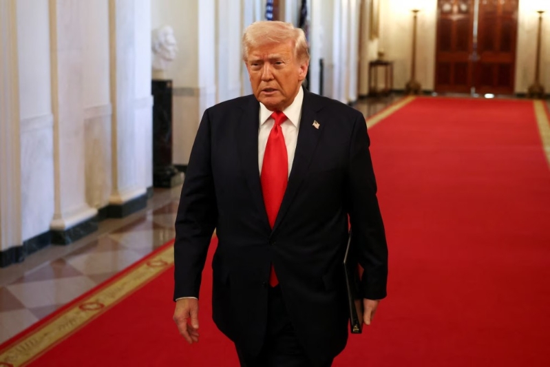 特朗普」稱博斯伯格為「麻煩製造者和煽動者」。路透社