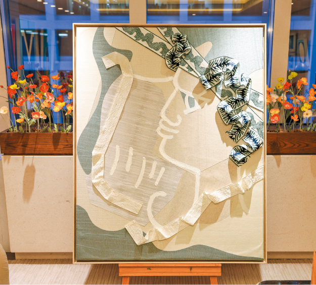 会德丰以1 Plantation Road示范洋房回收的物料重塑成独特艺术之作,灵感源自南法艺术家Jean Cocteau的画作。 会德丰以1 Plantation Road示范洋房回收的物料重塑成独特艺术之作,灵感源自南法艺术家Jean Cocteau的画作。