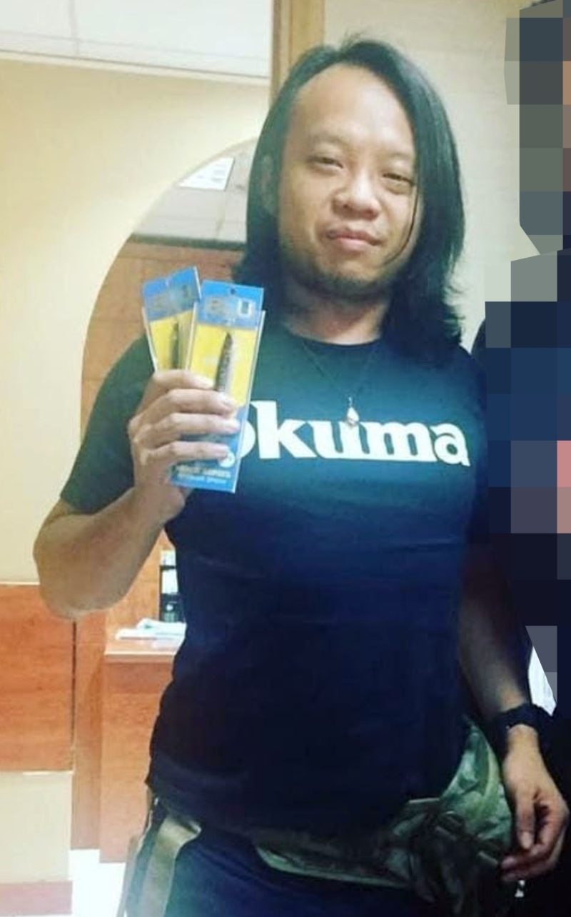 被告何卓为 被告何卓为