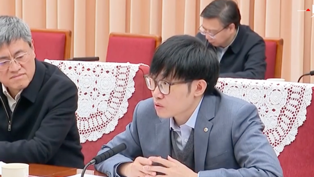 DeepSeeek创始人梁文锋 DeepSeeek创始人梁文锋