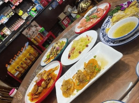 当事人发布的菜品图片。 奔流新闻 当事人发布的菜品图片。 奔流新闻