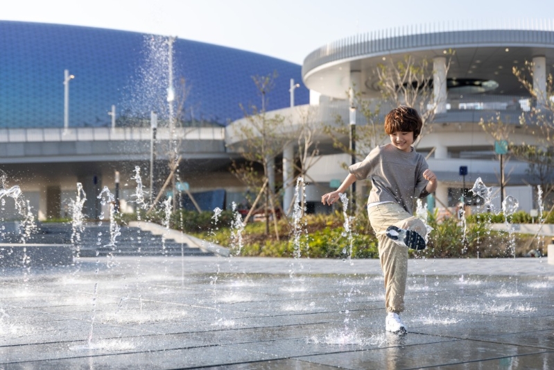 喷泉广场亲水空间 喷泉广场亲水空间