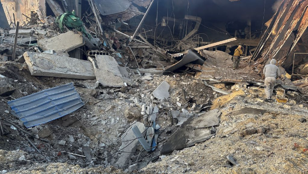 俄罗斯18日发射导弹,强攻乌克兰东北部的哈尔科夫 俄罗斯18日发射导弹,强攻乌克兰东北部的哈尔科夫