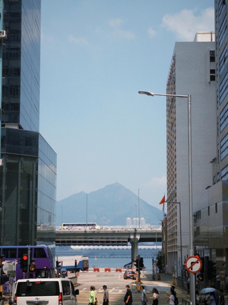 有网民亦在同一角度拍摄飞鹅山。 有网民亦在同一角度拍摄飞鹅山。