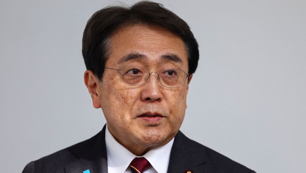 “穿睡衣冲来通报特朗普亲自出席!” “穿睡衣冲来通报特朗普亲自出席!”