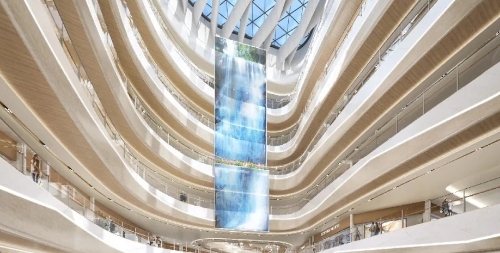 从口岸出发,仅15分钟车程即可到达,方便快捷 从口岸出发,仅15分钟车程即可到达,方便快捷