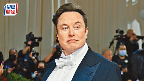 Tesla周二公布业绩前 Tesla周二公布业绩前