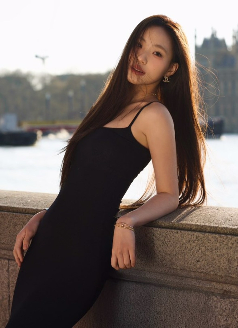 Lily傲人火辣曲线一览无遗。(图/lilyhsuuuu instagram) Lily傲人火辣曲线一览无遗。(图/lilyhsuuuu instagram)