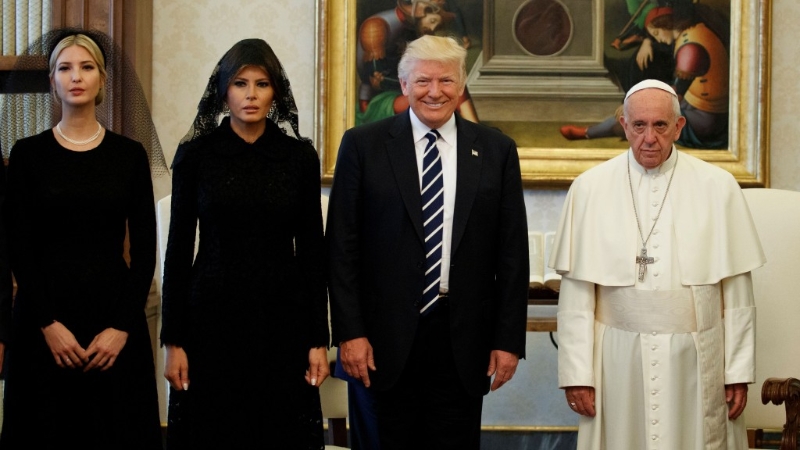 特朗普2017年首次总统任期时曾访问梵蒂冈。 特朗普2017年首次总统任期时曾访问梵蒂冈。