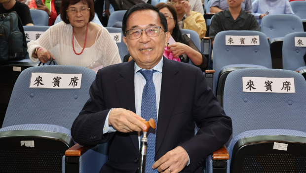 前台领导人陈水扁19日出席凯达格兰学校举行的“2025黄信介先生纪念讲座”活动 前台领导人陈水扁19日出席凯达格兰学校举行的“2025黄信介先生纪念讲座”活动