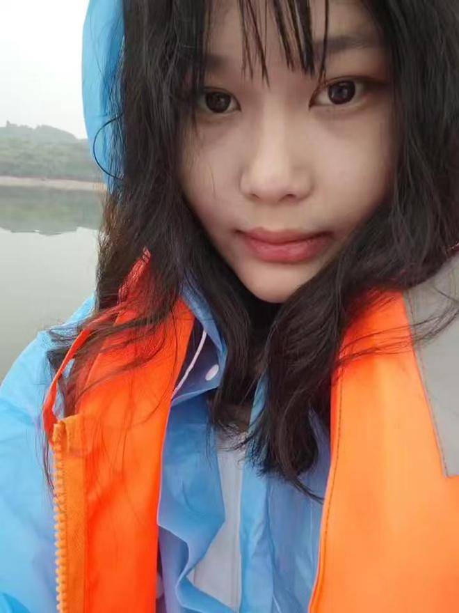 小歐性格愛靜而成功適應水塘的工作。《瀟湘晨報》