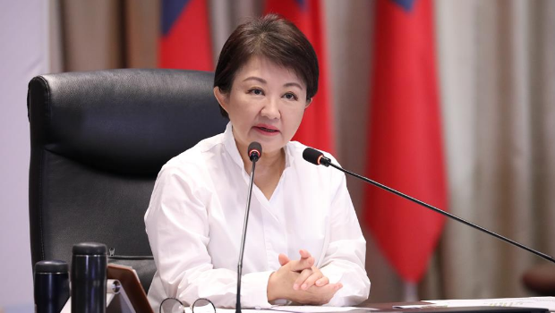 国民党党主席朱立伦发起“426上凯道大游行”,台中市长卢秀燕23日首度松口北上相挺。 国民党党主席朱立伦发起“426上凯道大游行”,台中市长卢秀燕23日首度松口北上相挺。