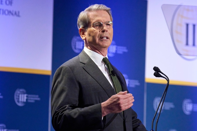 貝森特說,中美兩國在降低關稅問題上「尚未」展開談判。美聯社