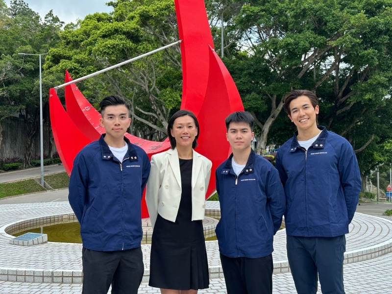 正就读香港中国妇女会中学的应届文凭试考生、港队美式桌球运动员符欢(左三),是其中一名透过SALSA获科大取录的精英运动员。 卢嘉颍摄 正就读香港中国妇女会中学的应届文凭试考生、港队美式桌球运动员符欢(左三),是其中一名透过SALSA获科大取录的精英运动员。 卢嘉颍摄