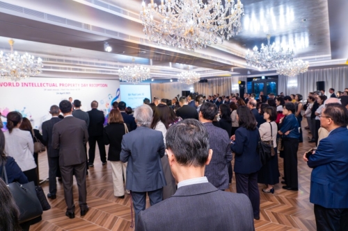 知识产权署酒会,不少嘉宾到场。 知识产权署酒会,不少嘉宾到场。