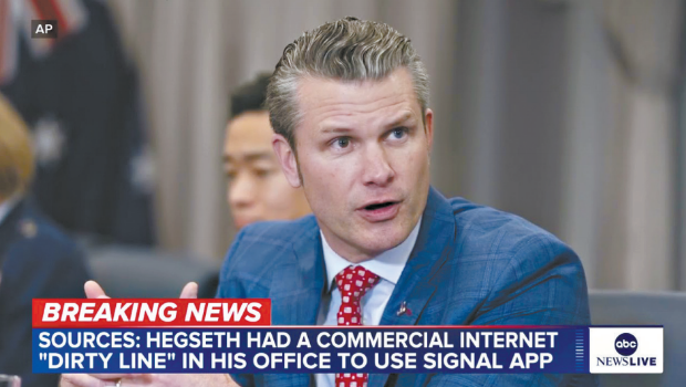 知情人士透露,国防部长赫格塞斯在办公室内,安装了一条绕过五角大楼保安防护俗称“肮脏网络”的网络连线。 知情人士透露,国防部长赫格塞斯在办公室内,安装了一条绕过五角大楼保安防护俗称“肮脏网络”的网络连线。