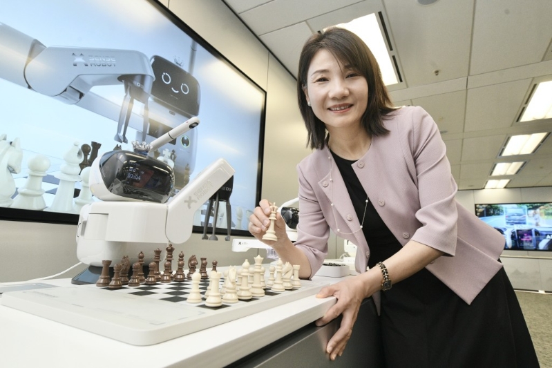 商汤科技首席人力资源官张春娟表示,全球AI人才、科创的人才依然是全球推动AI发展的重要的原动力。 商汤科技首席人力资源官张春娟表示,全球AI人才、科创的人才依然是全球推动AI发展的重要的原动力。