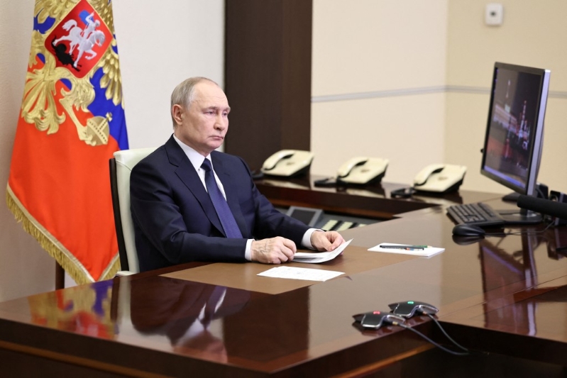 特朗普稱或需要對普京金融制裁。路透社