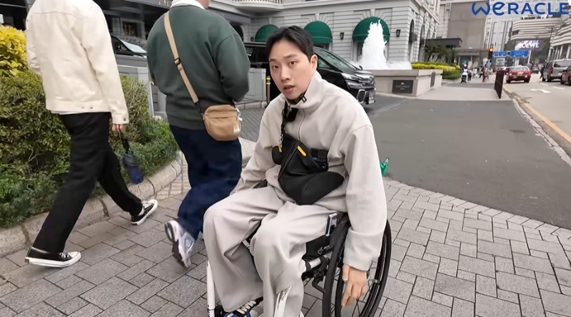 路途中发觉香港街道的行人路整体规划良好 路途中发觉香港街道的行人路整体规划良好