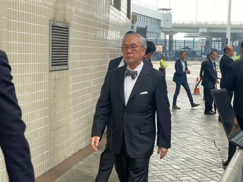 前特首曾荫权到场。 前特首曾荫权到场。