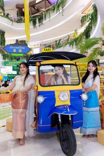 还原泰国网红市集场景 还原泰国网红市集场景