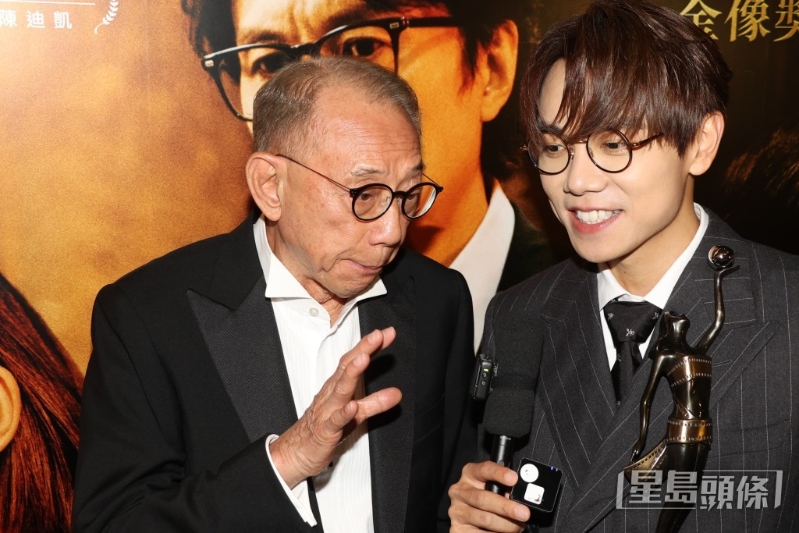 杨受成博士与林家谦受访,两人超可爱。 杨受成博士与林家谦受访,两人超可爱。