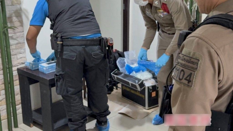 法证人员在现场取证。 FB:园区实录 法证人员在现场取证。 FB:园区实录