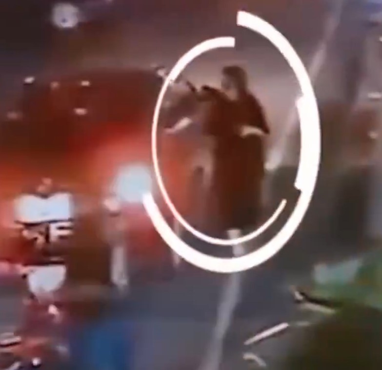 女子当日登上车辆后绑架。 女子当日登上车辆后绑架。