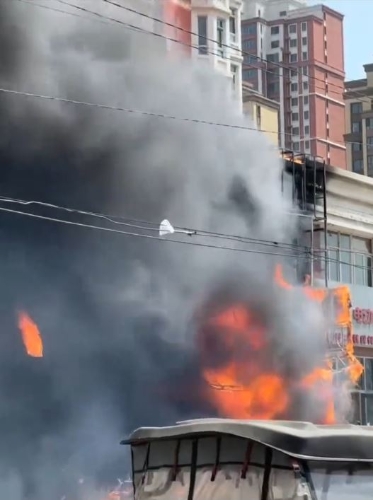 事件至少造成22人死亡3受伤。 事件至少造成22人死亡3受伤。