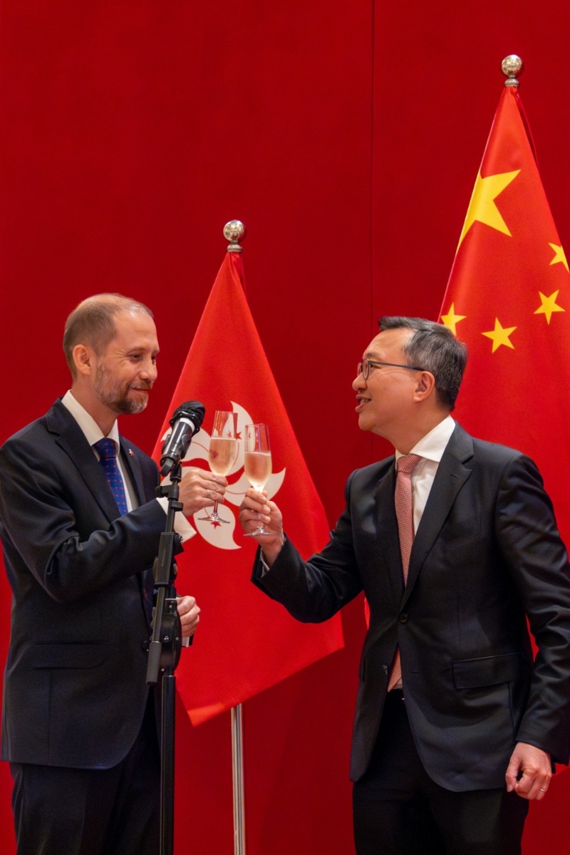 林定国出席波兰宪法日庆祝活动。 林定国fb图片 林定国出席波兰宪法日庆祝活动。 林定国fb图片