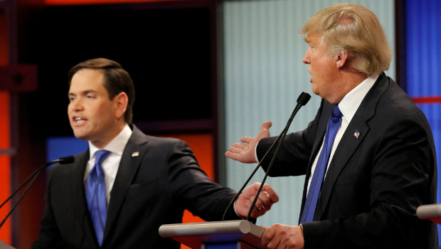 美国总统特朗普可能会让国务卿鲁比奥(Marco Rubio,左)无限期兼任国安顾问 美国总统特朗普可能会让国务卿鲁比奥(Marco Rubio,左)无限期兼任国安顾问