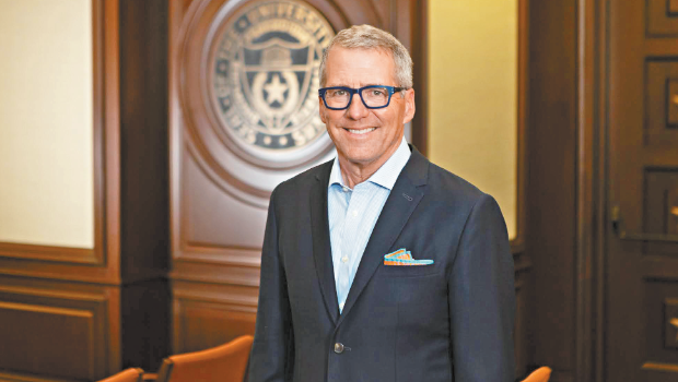 米利肯将出任加州大学总校长。 米利肯将出任加州大学总校长。