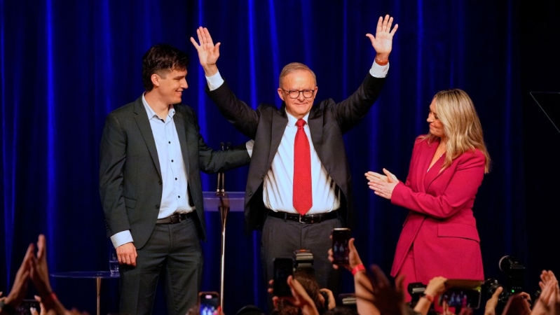 阿尔巴尼斯 阿尔巴尼斯