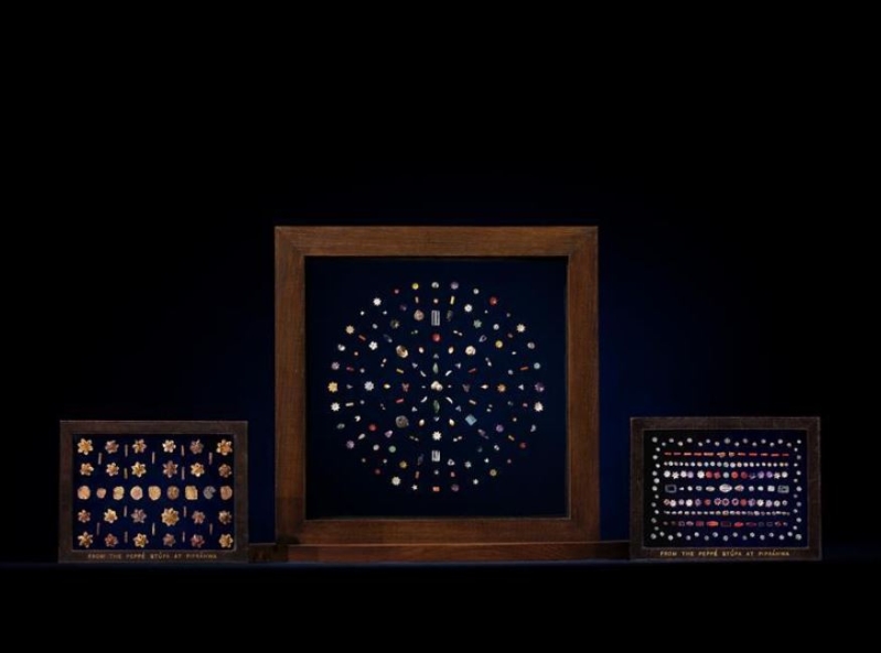 香港苏富比即将拍卖逾300颗佛宝圣物引起争议。苏富比 香港苏富比即将拍卖逾300颗佛宝圣物引起争议。苏富比