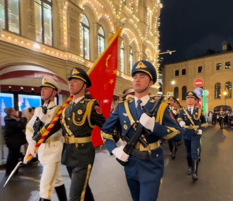 解放军仪仗队参与莫斯科阅兵彩排。抖音 解放军仪仗队参与莫斯科阅兵彩排。抖音