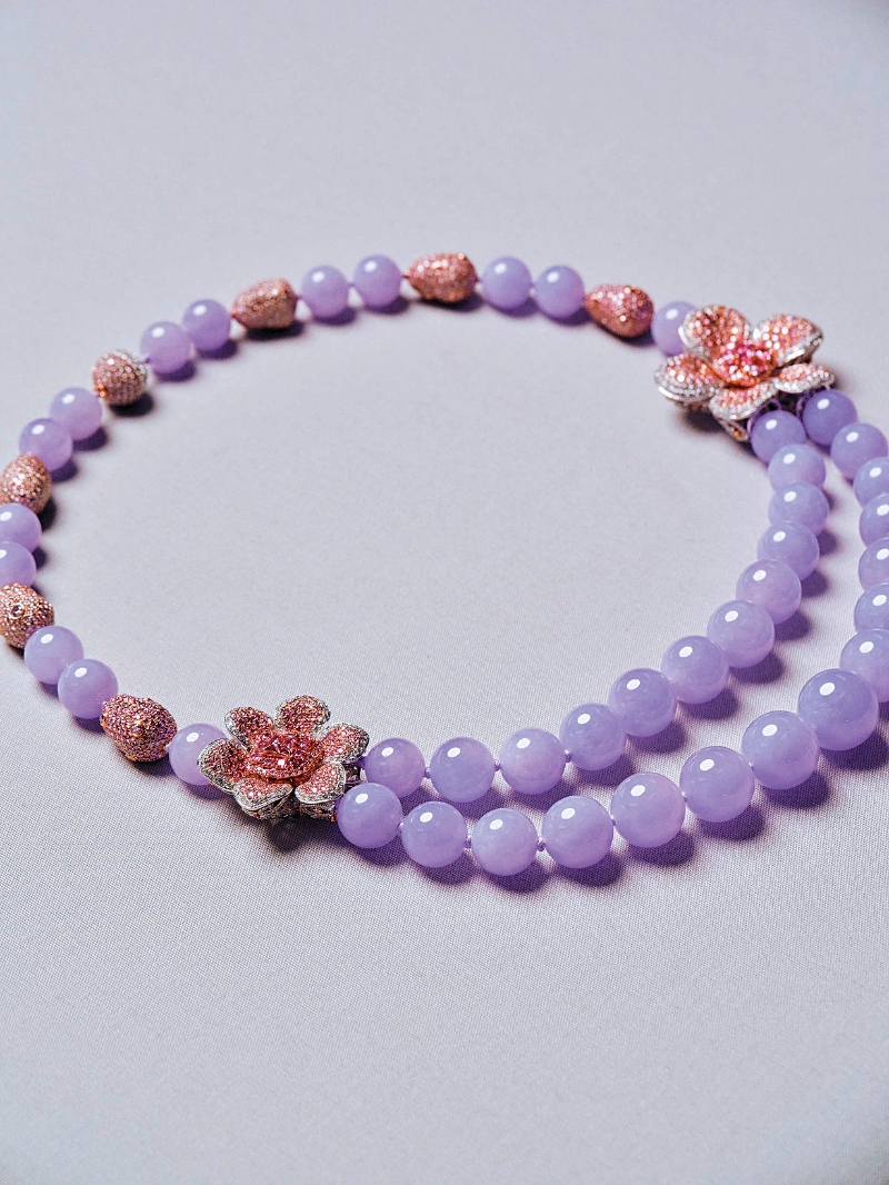 周大福《阿盖尔粉红钻翡翠项链》 周大福《阿盖尔粉红钻翡翠项链》