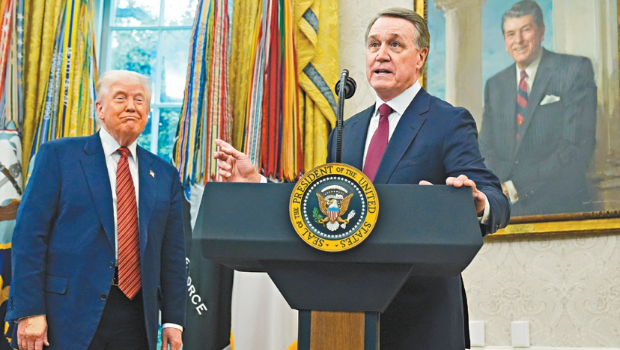 美国驻华大使珀杜于白宫宣誓就职 美国驻华大使珀杜于白宫宣誓就职