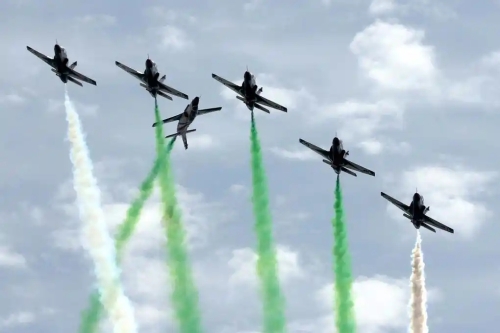 2020年2月,巴基斯坦空军在卡拉奇举办飞行表演 2020年2月,巴基斯坦空军在卡拉奇举办飞行表演